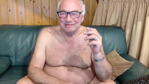 Snapshot of asusandy chatting on 11, 3, 2025 asusandy online show from 11, 3, 2025