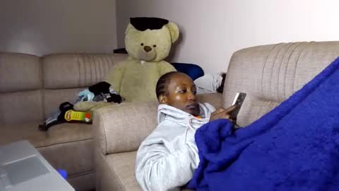 Snapshot of atara_seren chatting on 12, 5, 2026 atara_seren online show from 12, 5, 2026