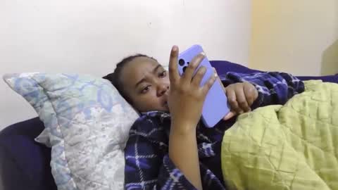 Snapshot of atara_seren chatting on 24, 5, 2026 atara_seren online show from 24, 5, 2026