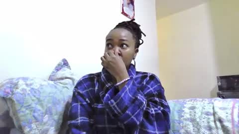 Snapshot of atara_seren chatting on 25, 5, 2026 atara_seren online show from 25, 5, 2026