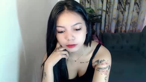 Snapshot of ate_girlxx chatting on 4, 12, 2025 ate_girlxx online show from 4, 12, 2025
