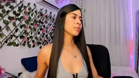 Snapshot of atenea_kros chatting on 20, 7, 2026 Atenea online show from 20, 7, 2026
