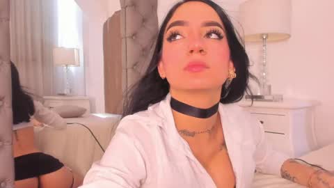 Snapshot of atenea_lux chatting on 22, 5, 2026 atenea lux online show from 22, 5, 2026