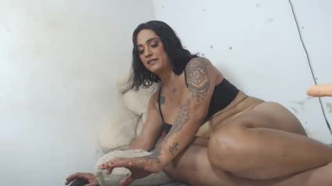 Snapshot of atenea_queen chatting on 1, 4, 2026 atenea online show from 1, 4, 2026