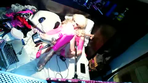 Snapshot of athenaatiya chatting on 10, 2, 2025 Sissy Athena online show from 10, 2, 2025