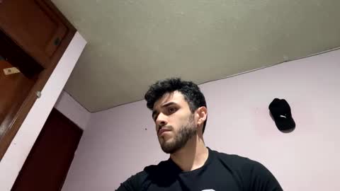 Snapshot of athlete_boy22 chatting on 19, 10, 2025 Atlas online show from 19, 10, 2025