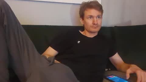 Max Powers online show from 25, 12, 2024