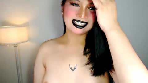Snapshot of audreyholloway chatting on 2, 6, 2026 Audrey online show from 2, 6, 2026