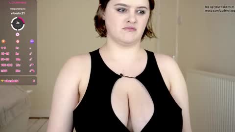 Audrey Jacq online show from 17, 10, 2025