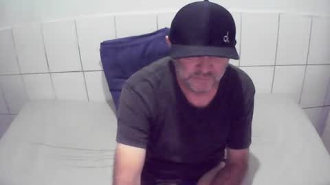 Snapshot of augustopierdona26 chatting on 23, 7, 2026 cesar augusto online show from 23, 7, 2026