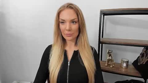 Snapshot of aullorasensual chatting on 28, 3, 2026 AulloraSensual online show from 28, 3, 2026