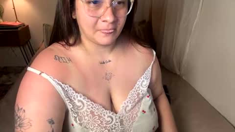 Aura online show from 29, 9, 2025