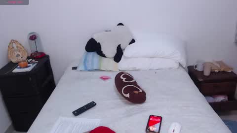 Snapshot of aurafuego chatting on 7, 7, 2026 Auro online show from 7, 7, 2026
