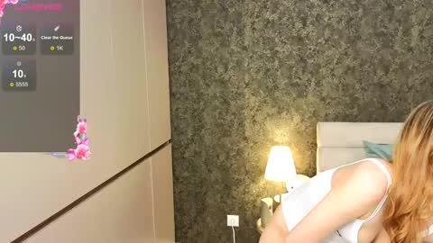 Aura online show from 20, 4, 2026