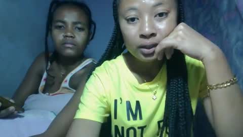 Snapshot of aurelie08 chatting on 17, 5, 2026 aurelie08 online show from 17, 5, 2026