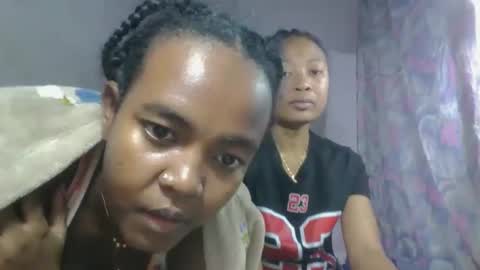 Snapshot of aurelie08 chatting on 17, 5, 2026 aurelie08 online show from 17, 5, 2026