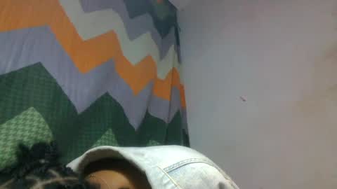 Snapshot of aurelie08 chatting on 7, 7, 2026 aurelie08 online show from 7, 7, 2026
