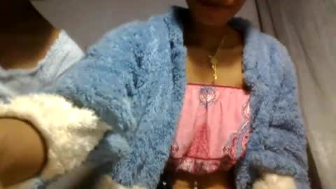 Snapshot of aurelie08 chatting on 14, 7, 2026 aurelie08 online show from 14, 7, 2026