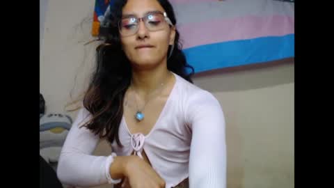 Aurora sanders ig Aurora 001x online show from 7, 4, 2026