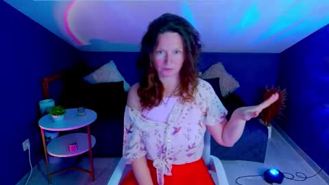 auroraborealis__ online show from 30, 9, 2025