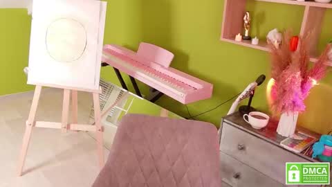 auroraborealis__ online show from 3, 12, 2025