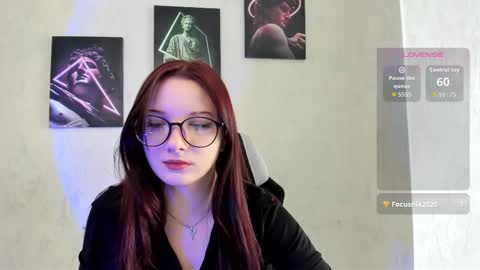 aurorakanie online show from 4, 2, 2026