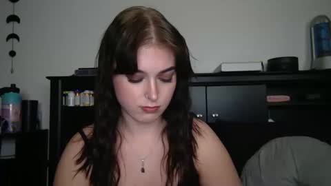 Snapshot of auroralightz1 chatting on 10, 10, 2025 auroralightz1 online show from 10, 10, 2025