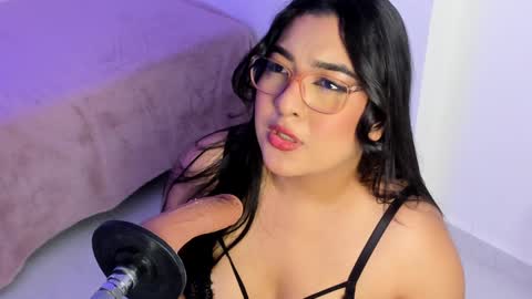 Snapshot of aurorasexy_01 chatting on 5, 2, 2025 Aurora IG Aurorasexy0 online show from 5, 2, 2025