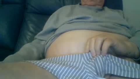 Snapshot of aussie1955 chatting on 4, 7, 2026 aussie1955 online show from 4, 7, 2026