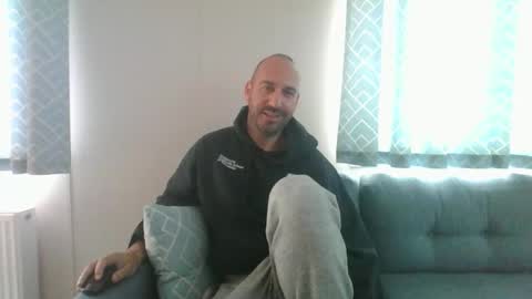 Snapshot of aussie_cock1986 chatting on 5, 6, 2026 aussie_cock1986 online show from 5, 6, 2026