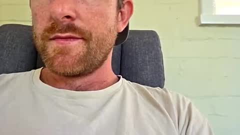 aussie_dadbod101 online show from 15, 10, 2025