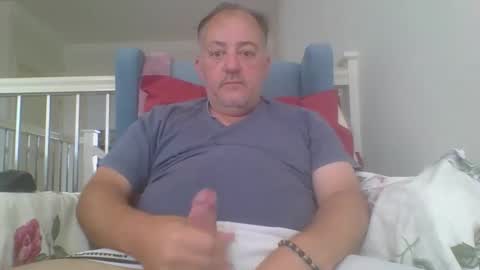 Snapshot of aussiesydguy chatting on 17, 4, 2026 chatbateaussie online show from 17, 4, 2026