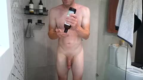 Snapshot of aussieweapon chatting on 8, 1, 2025 Nick online show from 8, 1, 2025