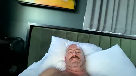 austintoner85 online show from 15, 10, 2025