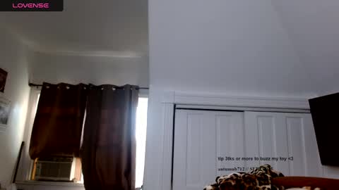 autumnb712 online show from 11, 9, 2025