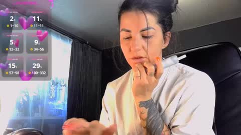 Ava online show from 27, 2, 2025