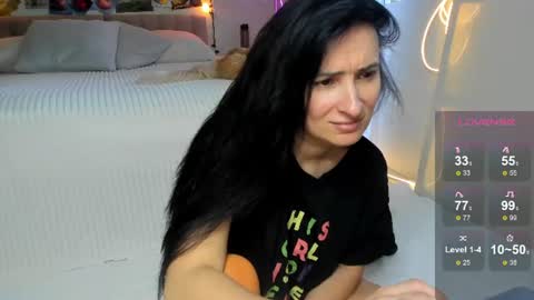 Snapshot of ava_athena chatting on 17, 6, 2026 Ava online show from 17, 6, 2026