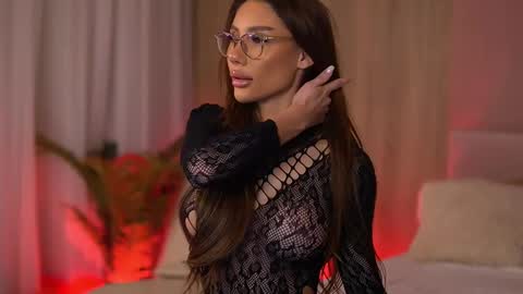 Ava online show from 18, 2, 2025