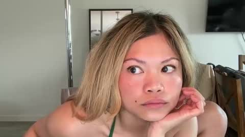 Little Ava  online show from 13, 4, 2026