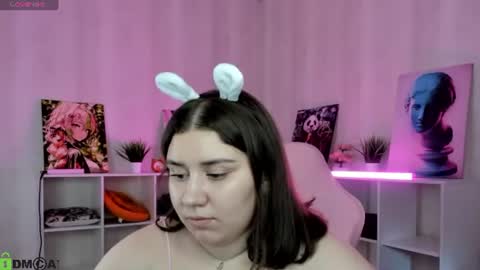 ava_sterling online show from 25, 6, 2026