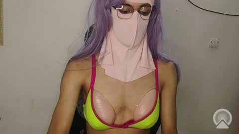 Badgirl trans69 online show from 29, 6, 2026