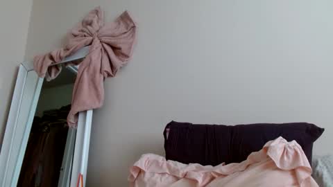 Ava Ashley online show from 12, 4, 2026