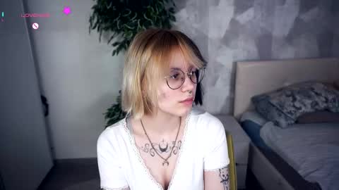 avaobierne online show from 13, 2, 2026