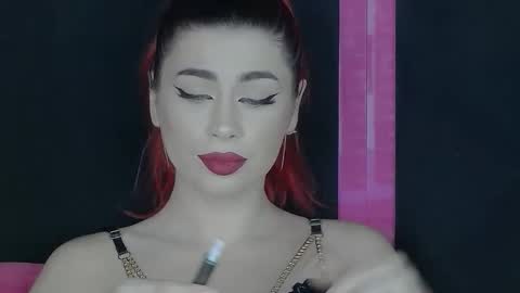 Ava Reina online show from 13, 10, 2025