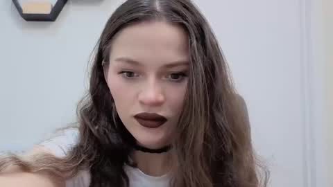 Aveline online show from 4, 4, 2026