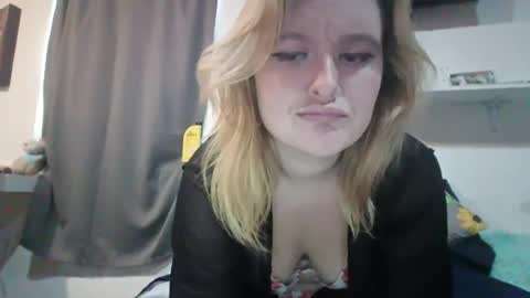 Avery Doll online show from 11, 7, 2026