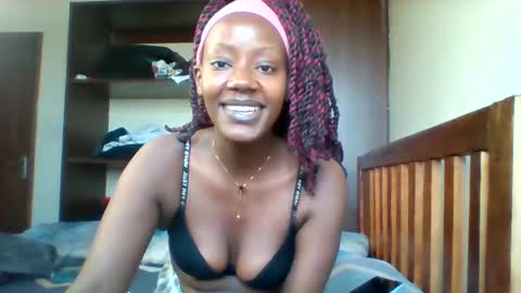 averygoodbadgirl online show from 19, 5, 2026