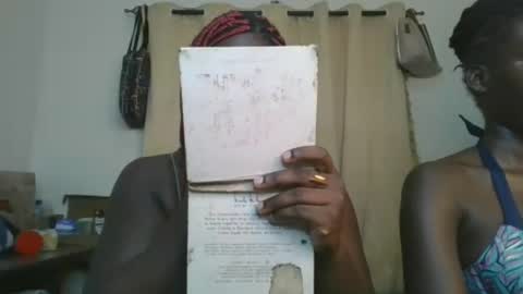 Snapshot of avian_babe1 chatting on 21, 6, 2026 avian_babe1 online show from 21, 6, 2026