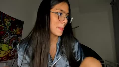 Snapshot of avis12_ chatting on 10, 7, 2026 Follow me Pvt and c2c is on online show from 10, 7, 2026