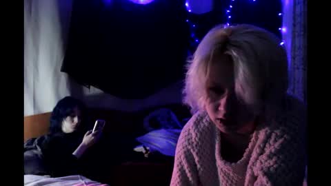 Snapshot of avny_loki chatting on 10, 10, 2025 Avny online show from 10, 10, 2025